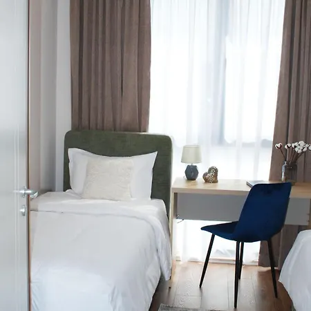 Lindi's 8 5 Apartament *